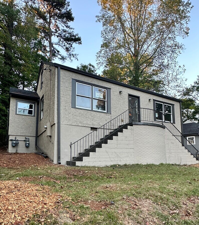 Photo - 2791 Miles Cir