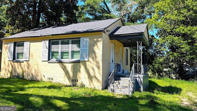 Building Photo - 3307 Guthrie Dr