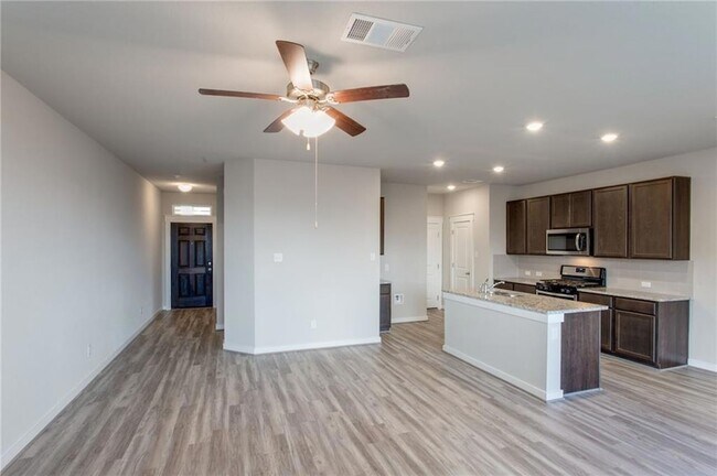 17303 Leafroller Dr