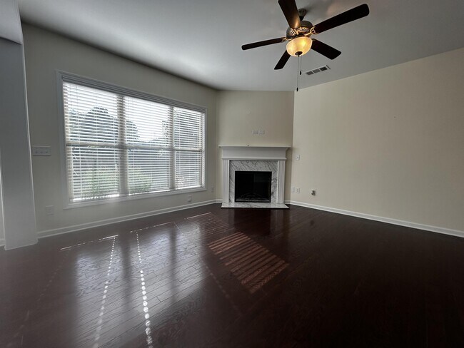 Photo - 1047 Haley Woods Ct