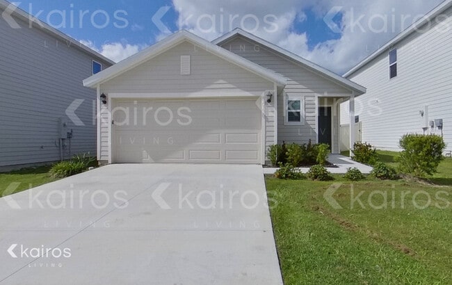 Building Photo - 8648 SW 43rd Ter