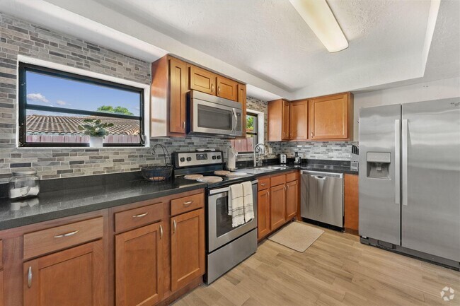 Building Photo - 3470 SW 15th Ct Rental