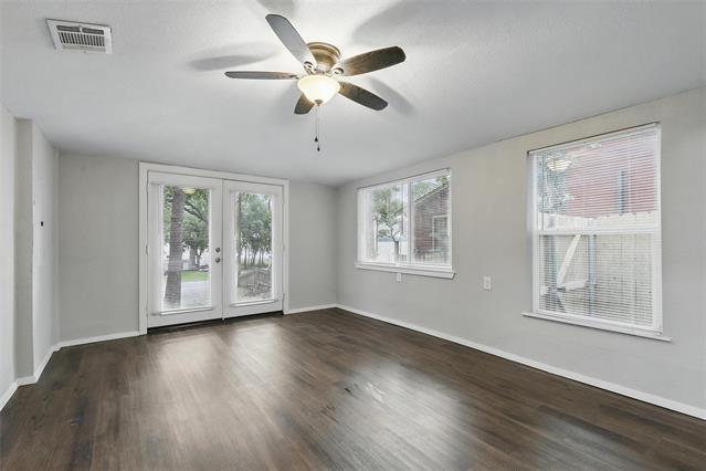 Photo - 9337 Heron Dr