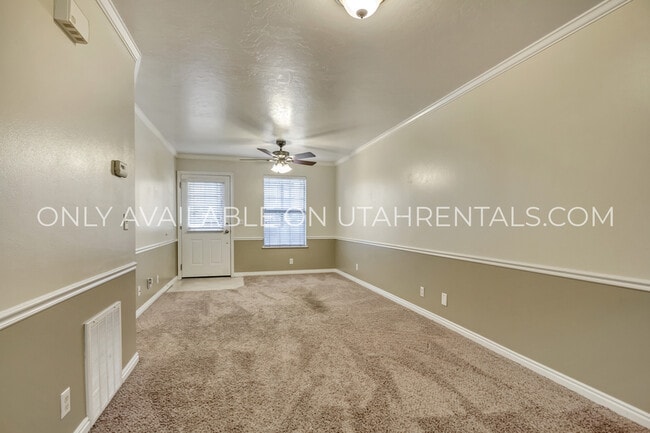 Photo - 909 N 500 W Unit 3