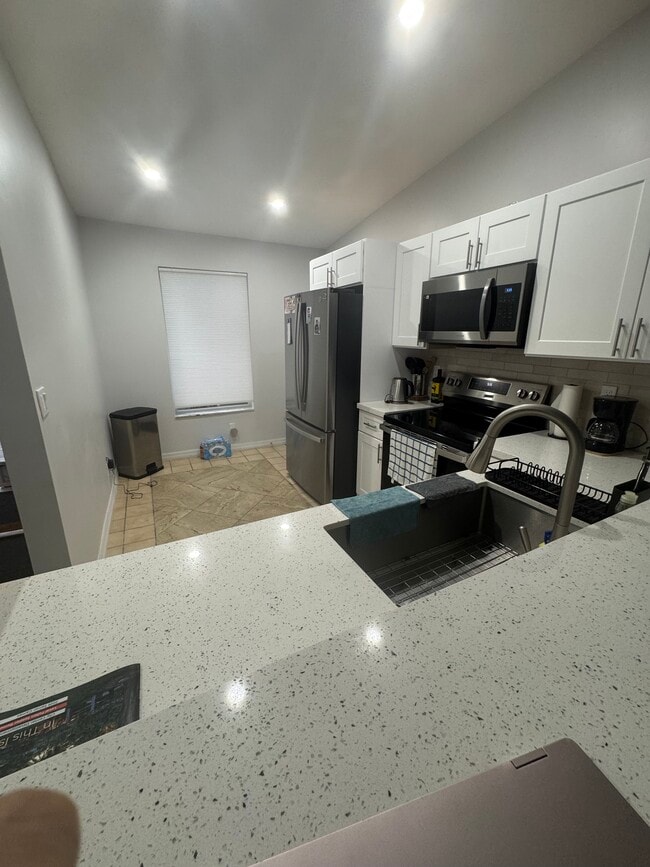 Photo - 5482 Lakewood Cir S