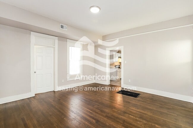 Photo - 525 Walnut St