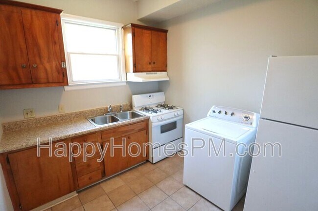 Photo - 27 Nassau St