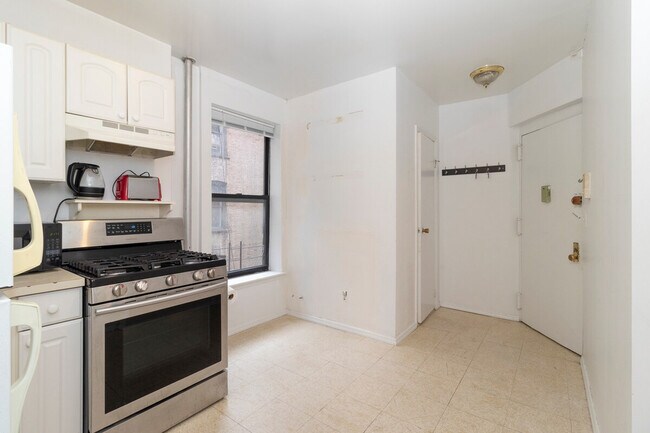 1676 3rd Ave Unit SI ID1032049P