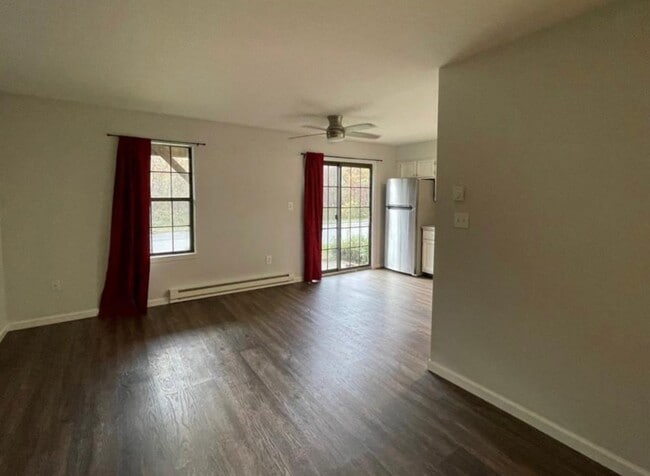 Photo - 169 Aspetuck Vlg Unit 169