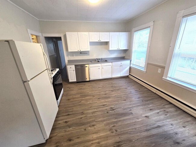 Photo - 18 White Street Pl Apartments Unit 1