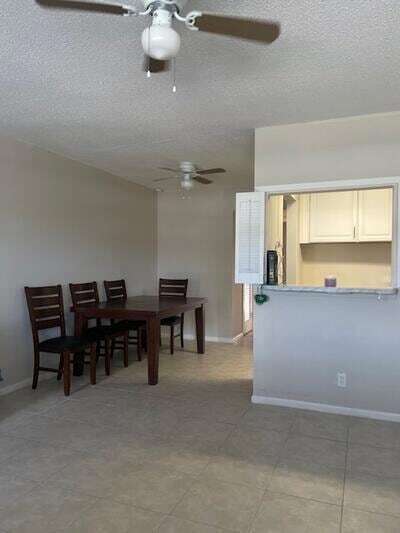 Photo - 37 Kingswood B