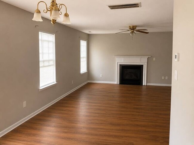 Photo - 4014 Springfield Creek Dr