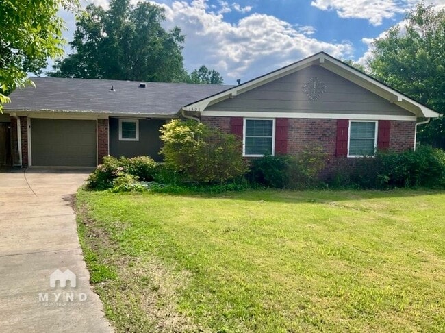 Photo - 7401 Briarwood Cove House