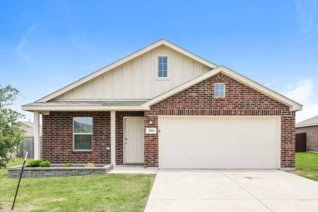 Building Photo - 1124 Skyline Dr