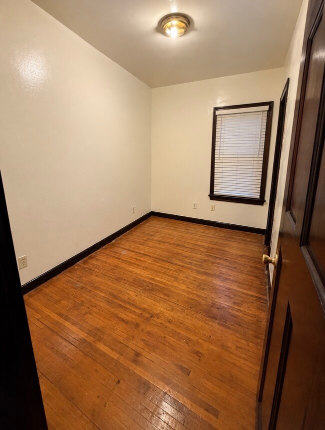 Photo - 2512 N 35th St Unit Lower