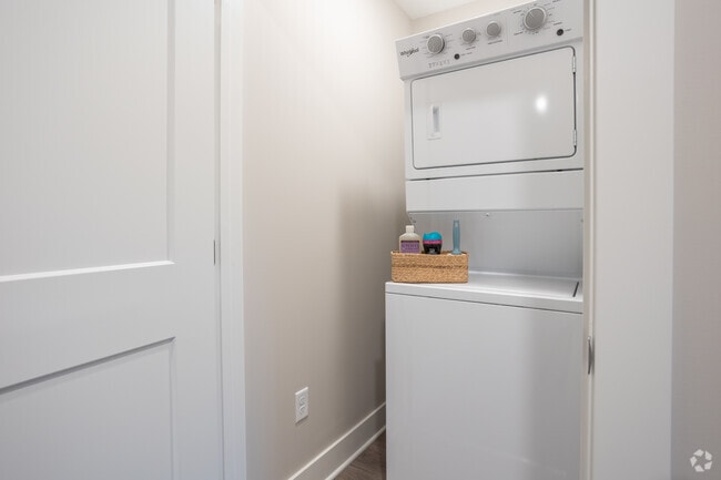 2BR, 2.5BA - 1,238SF - Laundry