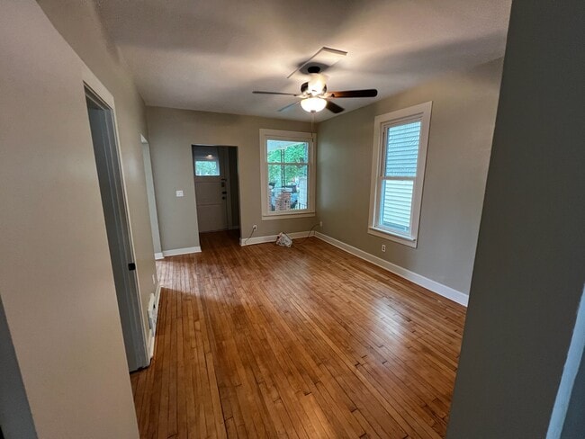 Photo - 2847 S Herman St Unit 2847 S Herman St.