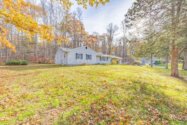 43 Evergreen Rd
