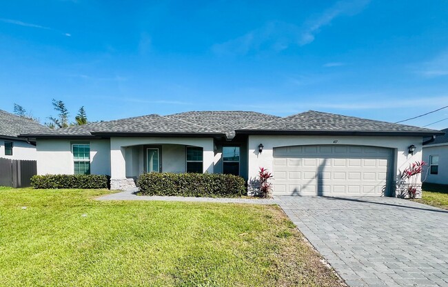 "Charming 4-Bedroom Cape Coral Gem!" - "Charming 4-Bedroom Cape Coral Gem!" House