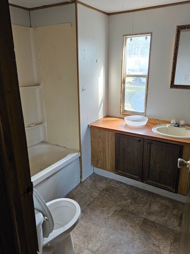 Photo - 2 bed 2 bath mobile home for rent $800 Unit 10620-#14