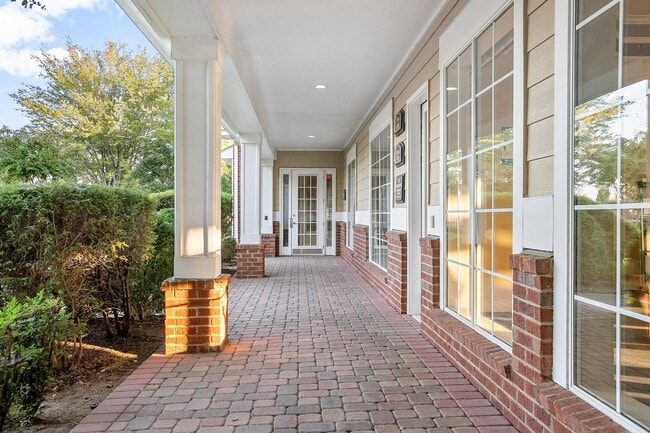 Ridgewalk Apartments