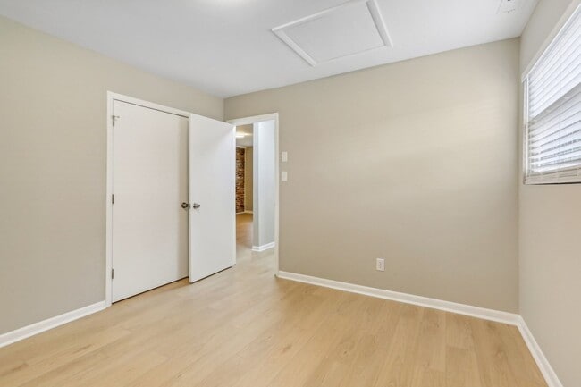 Photo - South Valley Apartments