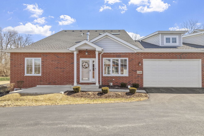 Photo - 544 Prairie Crossing Dr Townhome