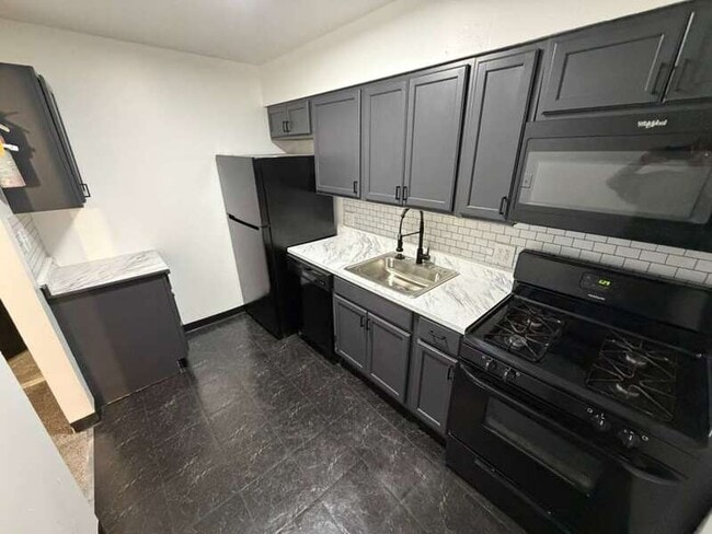 Photo - 3340 Germantown St