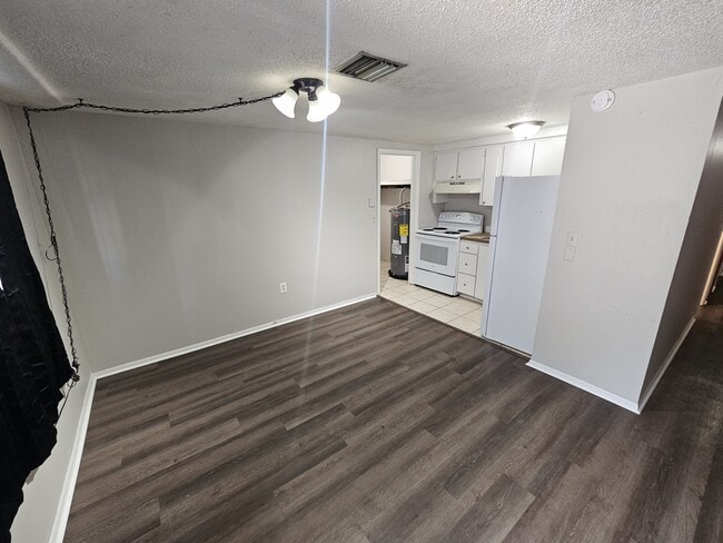 Photo - 2988 Green Acres Ave