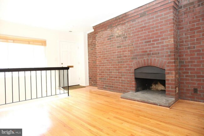 Building Photo - 1089 Paper Mill Ct