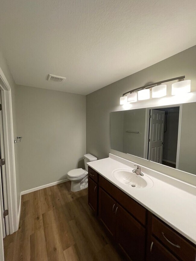 Photo - 202 Tyler St Unit A