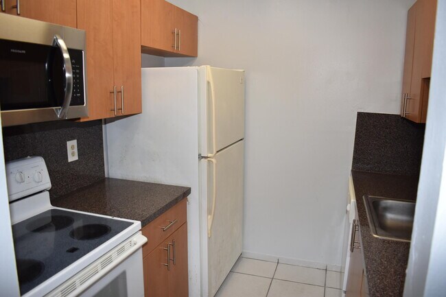 Photo - 1131 SE 4th St Unit 3060