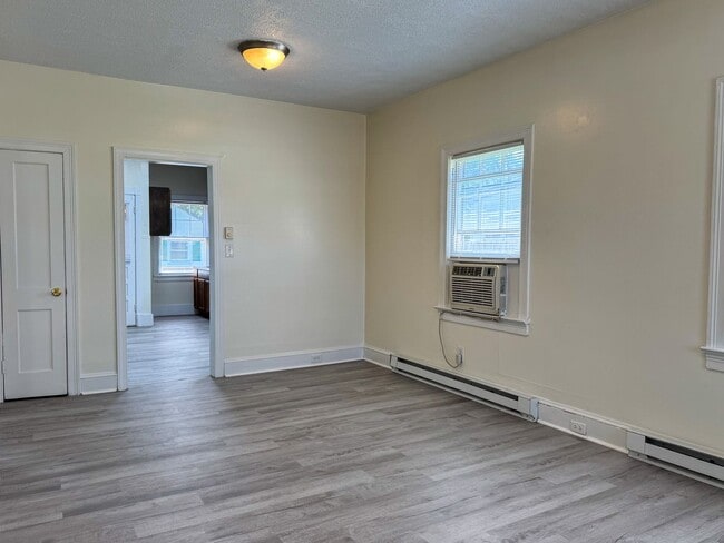 Photo - 2300 Danville St
