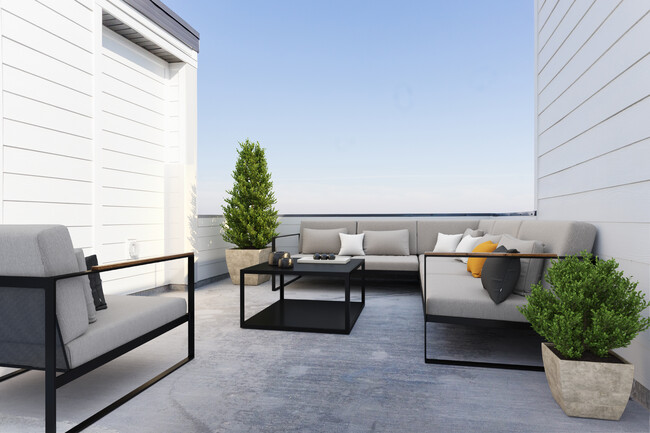 Four bedroom Rooftop Patio - Erin Hills Estates Apartments