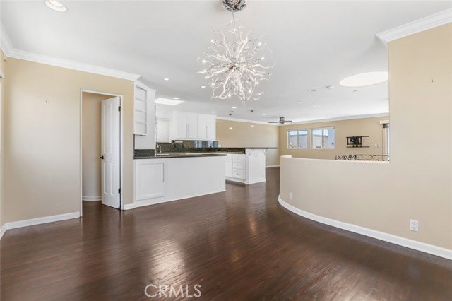 Photo - 209 N Crest Dr