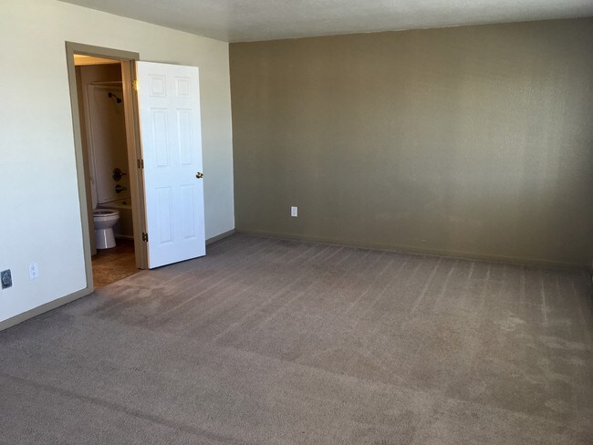 Photo - West Midtown Pointe