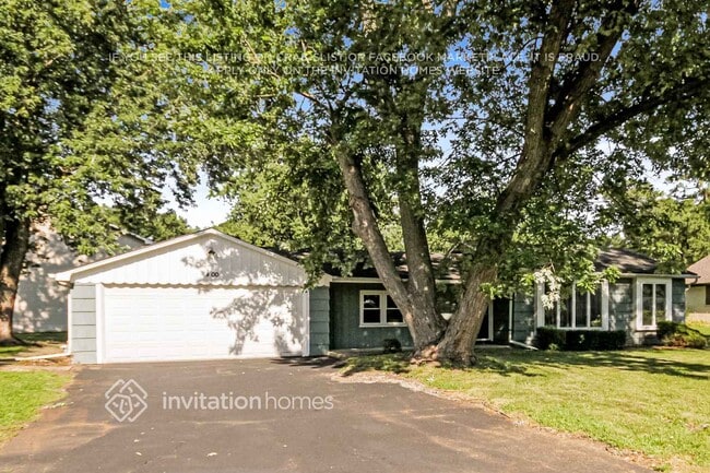 Photo - 400 N Richmond Ave