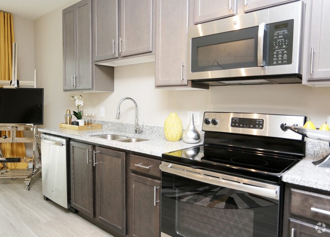 Photo - Ascend Apollo