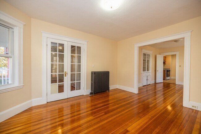 Photo - 594 South St Unit 1
