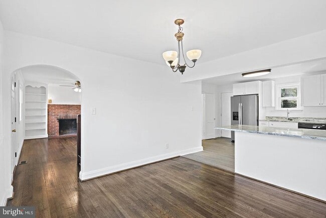 Photo - 423 Ingleside Ave