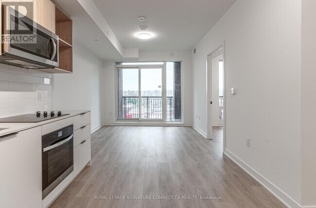 Photo - 1185 Dupont St Unité 618