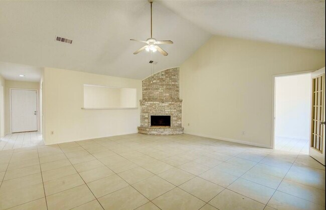 Photo - 6115 Briar Glade Dr