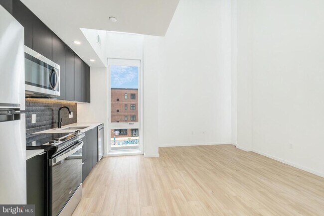 Photo - 1154 N Lee St Unidad 2