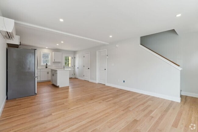 Building Photo - 6 Legacy Ln Rental