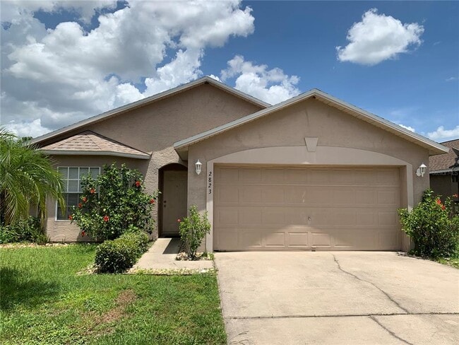 Building Photo - 2823 Palm Isle Way