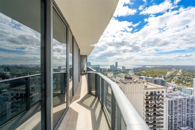 Photo - 55 SW 9th St Unit 4008