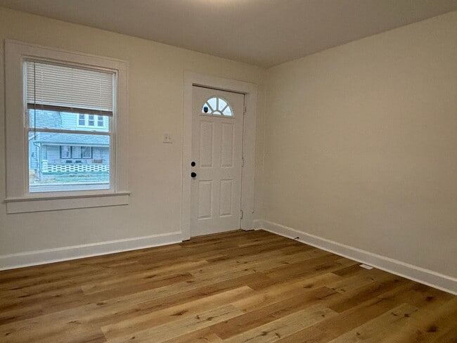 Photo - 83 N Ewing St Unidad 83 Ewing