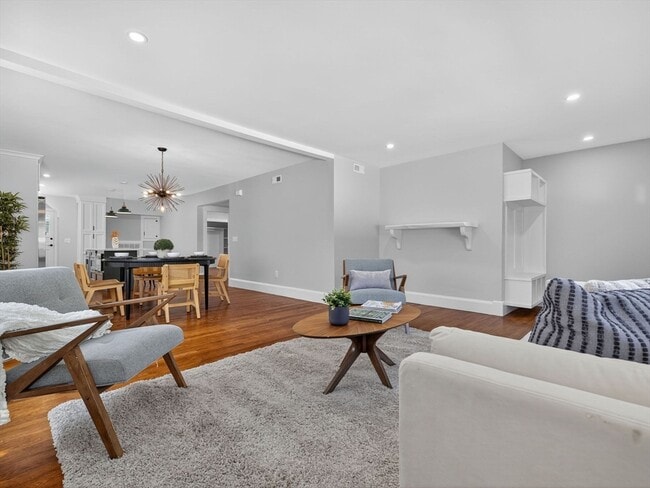 Photo - 111 Sharon St Unit 1