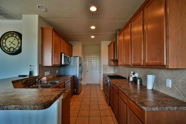 Photo - 3205 Victorian Manor Ln