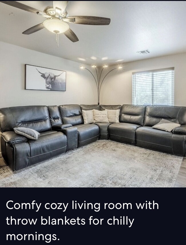 Photo - 10177 E La Palma Ave